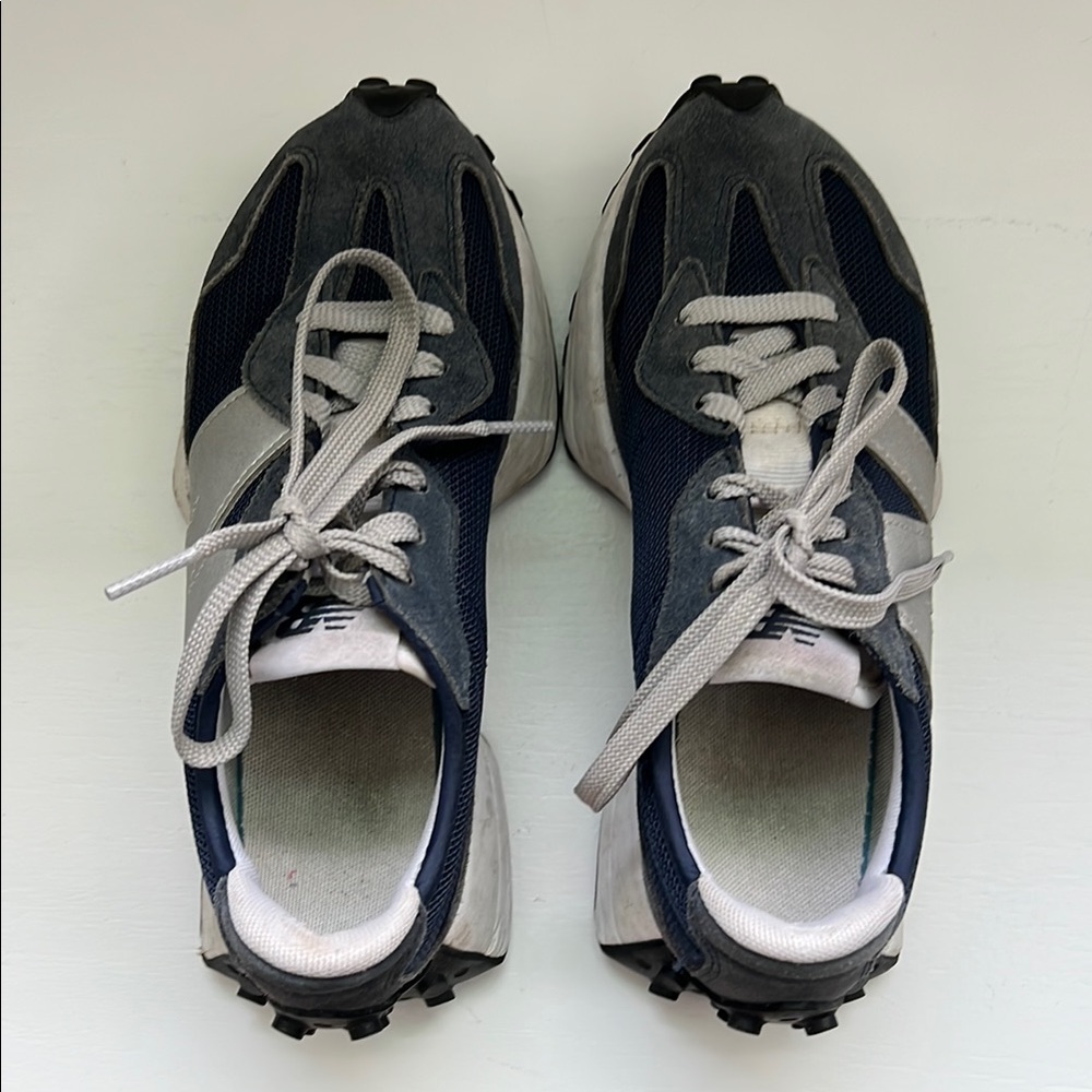 New Balance 327 Navy Sneakers